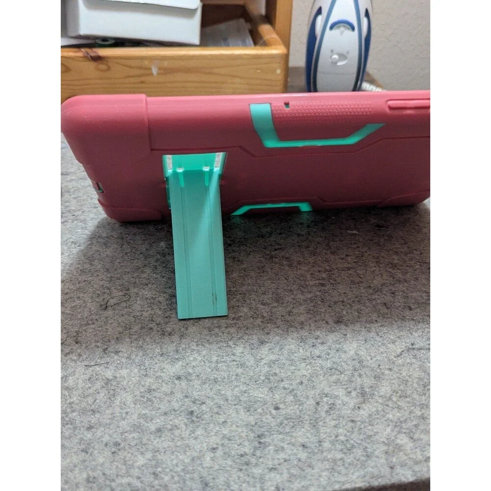Tablet iPad protective cover 10x7 turquoise and coral